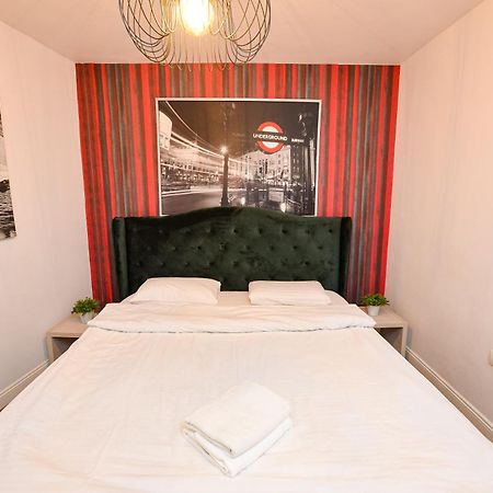 Central Unirii - Old Town Apartments Букурещ Екстериор снимка