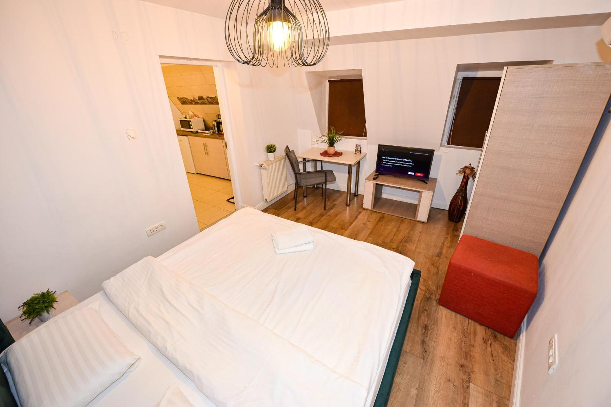 Central Unirii - Old Town Apartments Букурещ Екстериор снимка